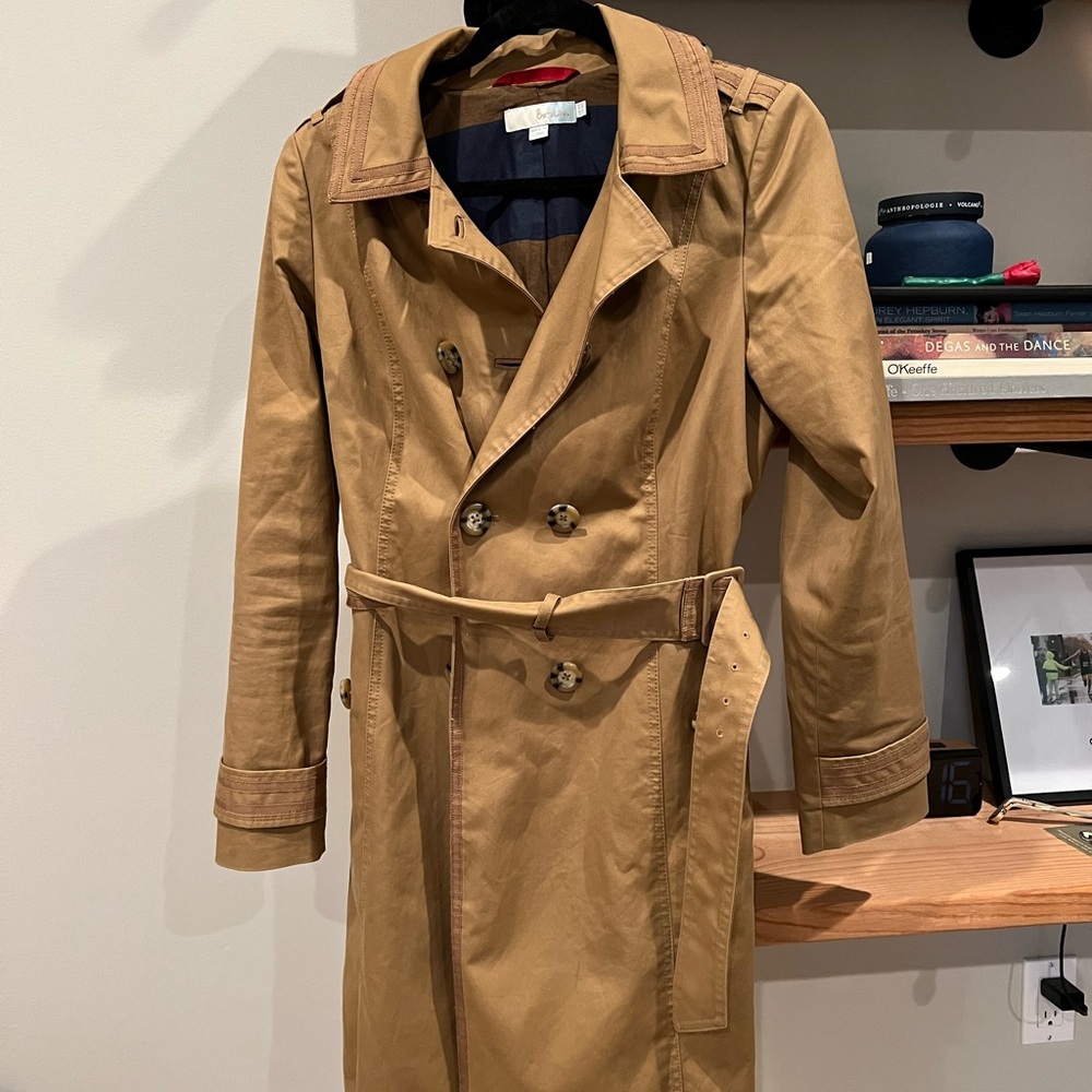 Boden lined trench coat, size 8r.